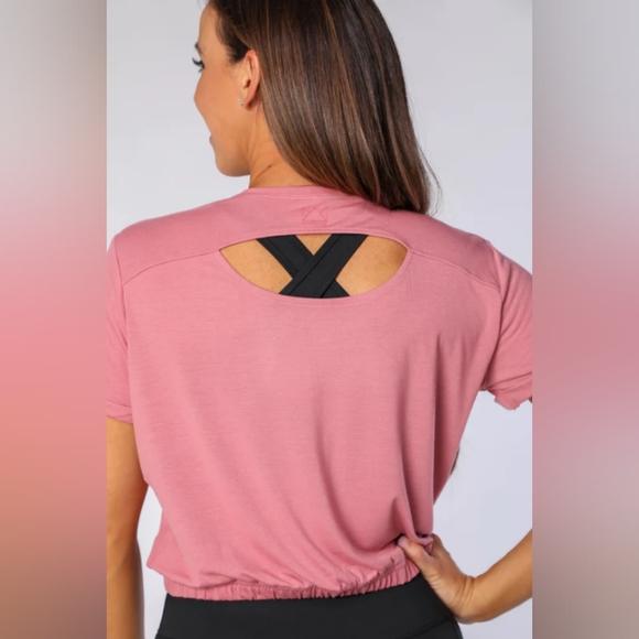 Royal Change Crop Tee with Back Keyhole Cutout Mauve Size SMALL - Picture 4 of 10